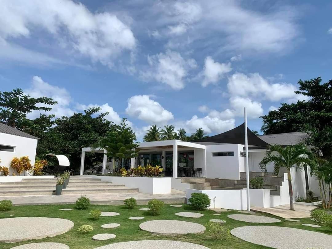 Cebu R Resort Tabuelan Exterior photo